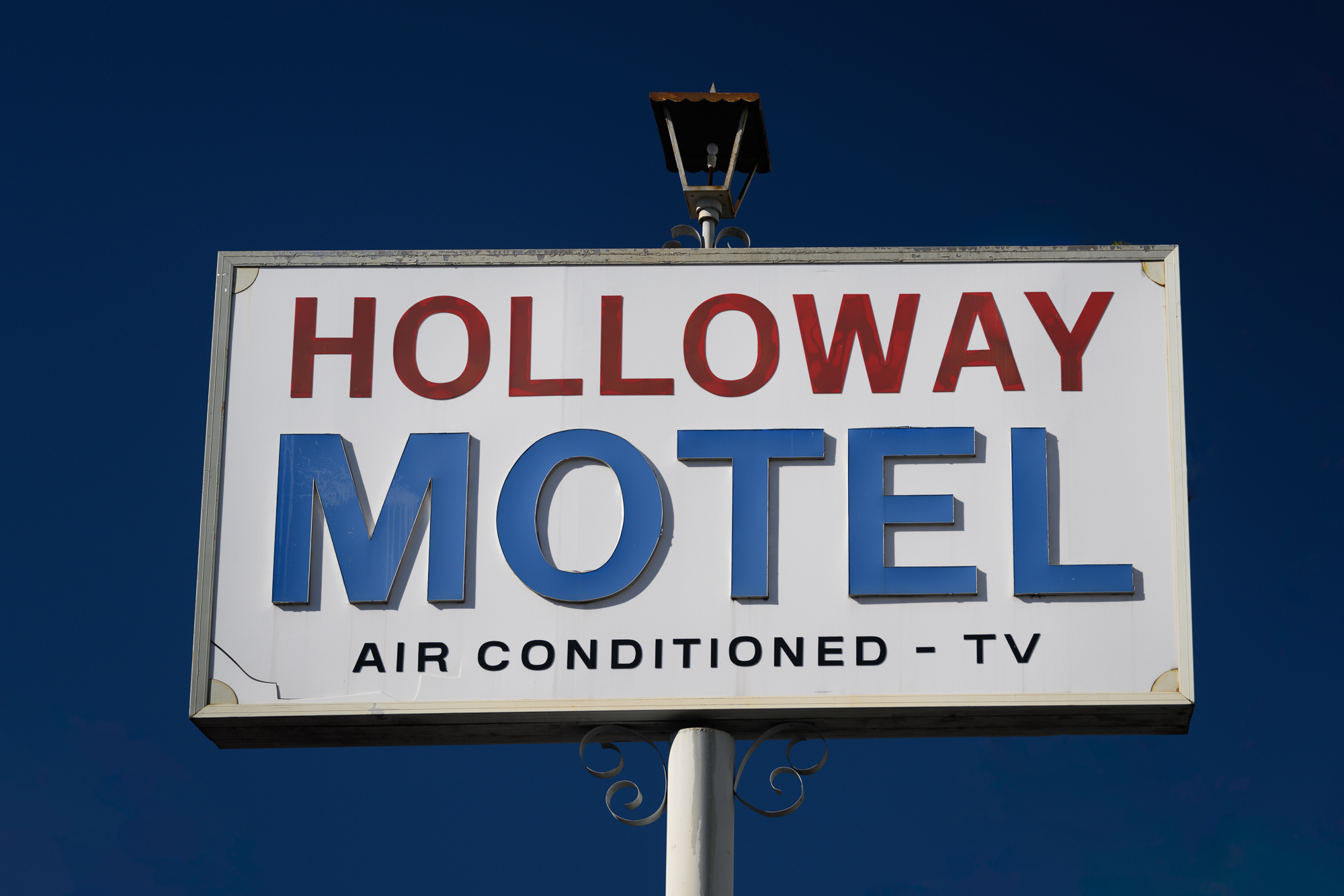 Photograph of Holloway Motel Sign